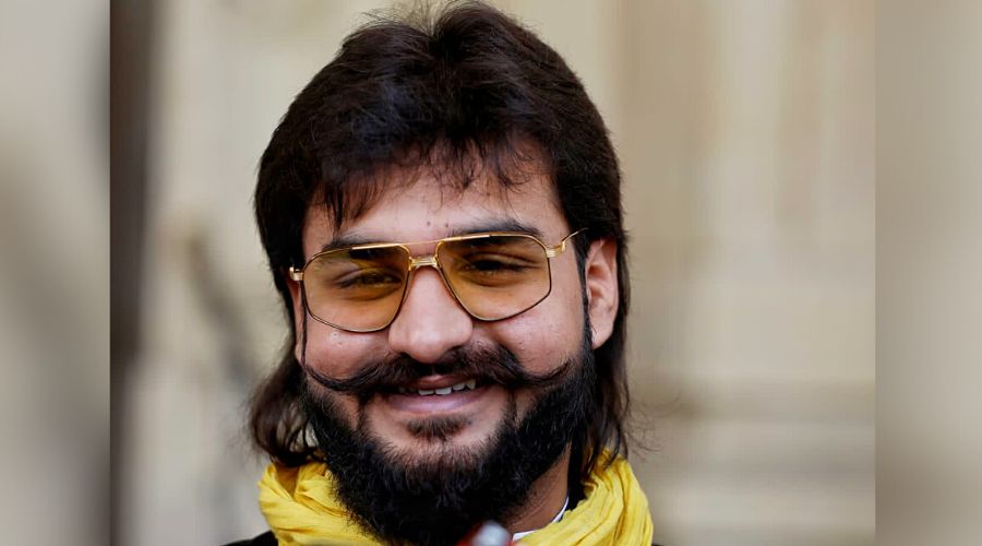 अब मुख्तार के बेटे ने कर दिया सरेंडर, कई महीने से तलाश रही थी पुलिस