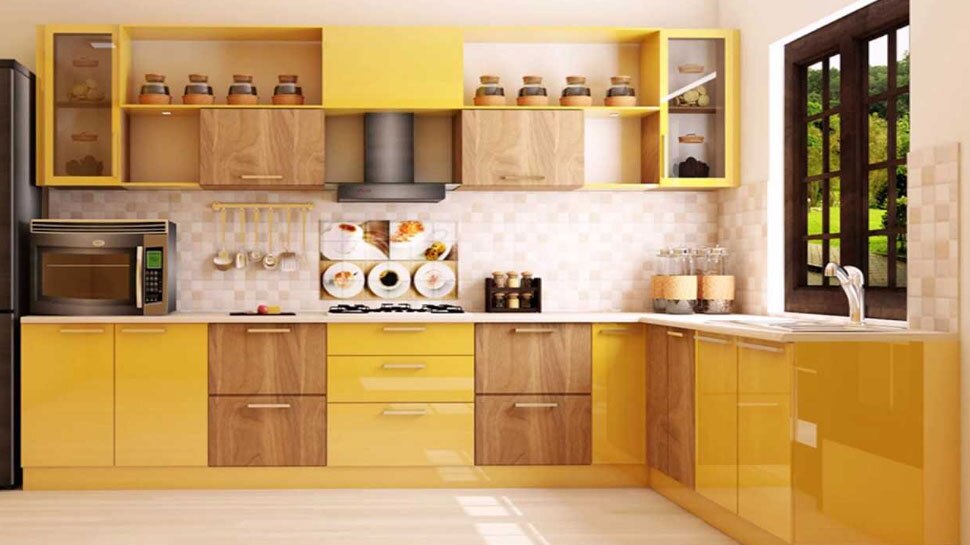 Kitchen से आज ही हटा दें ये 4 चीजें, वरना बिगड़ सकती है आपके पूरे परिवार की सेहत 