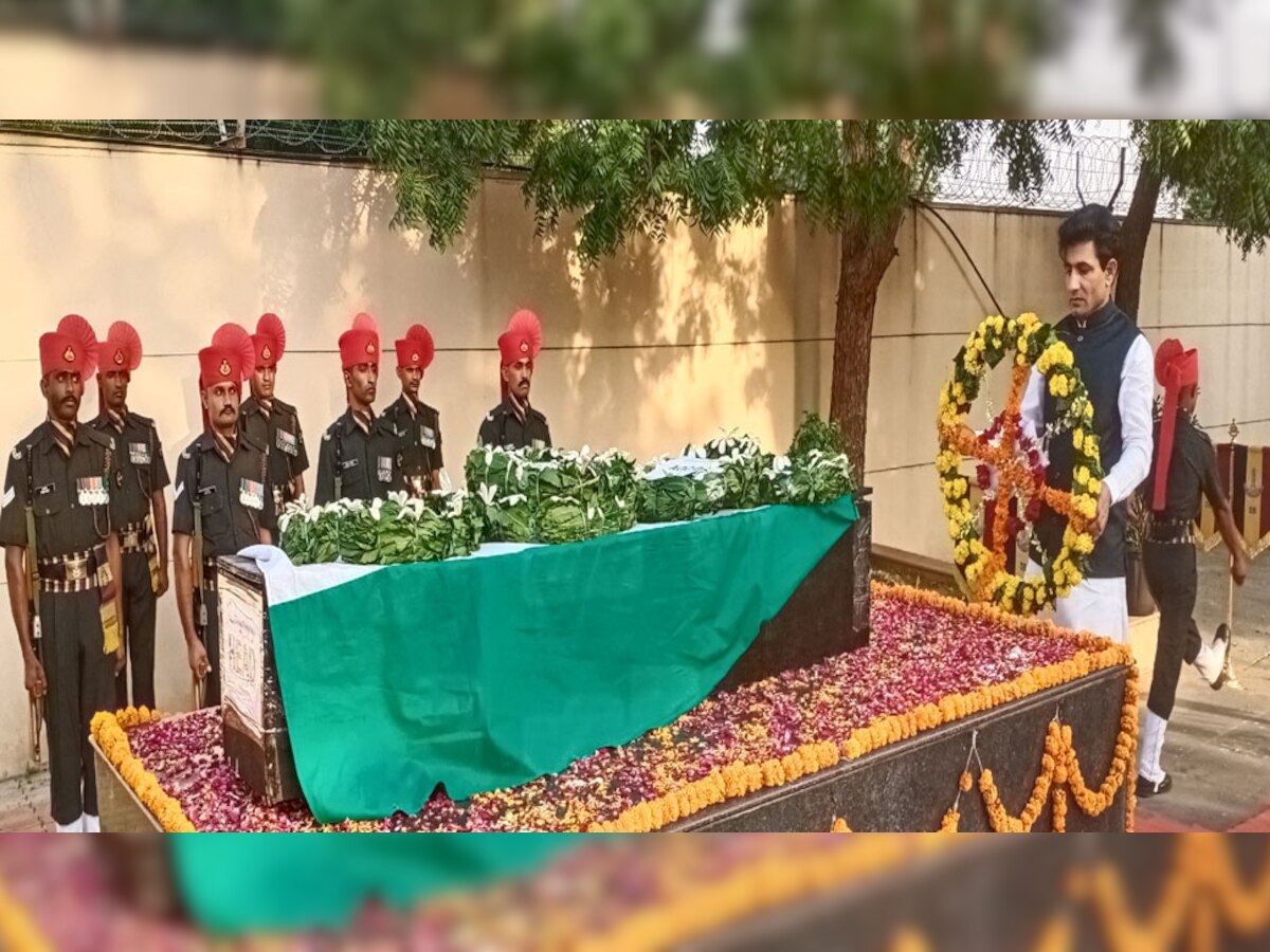 शहीद नायक रोहिताश्व कुमार का पार्शिवदेह जयपुर एयरपोर्ट पहुंचा, पुष्प चक्र अर्पित कर श्रद्धांजलि