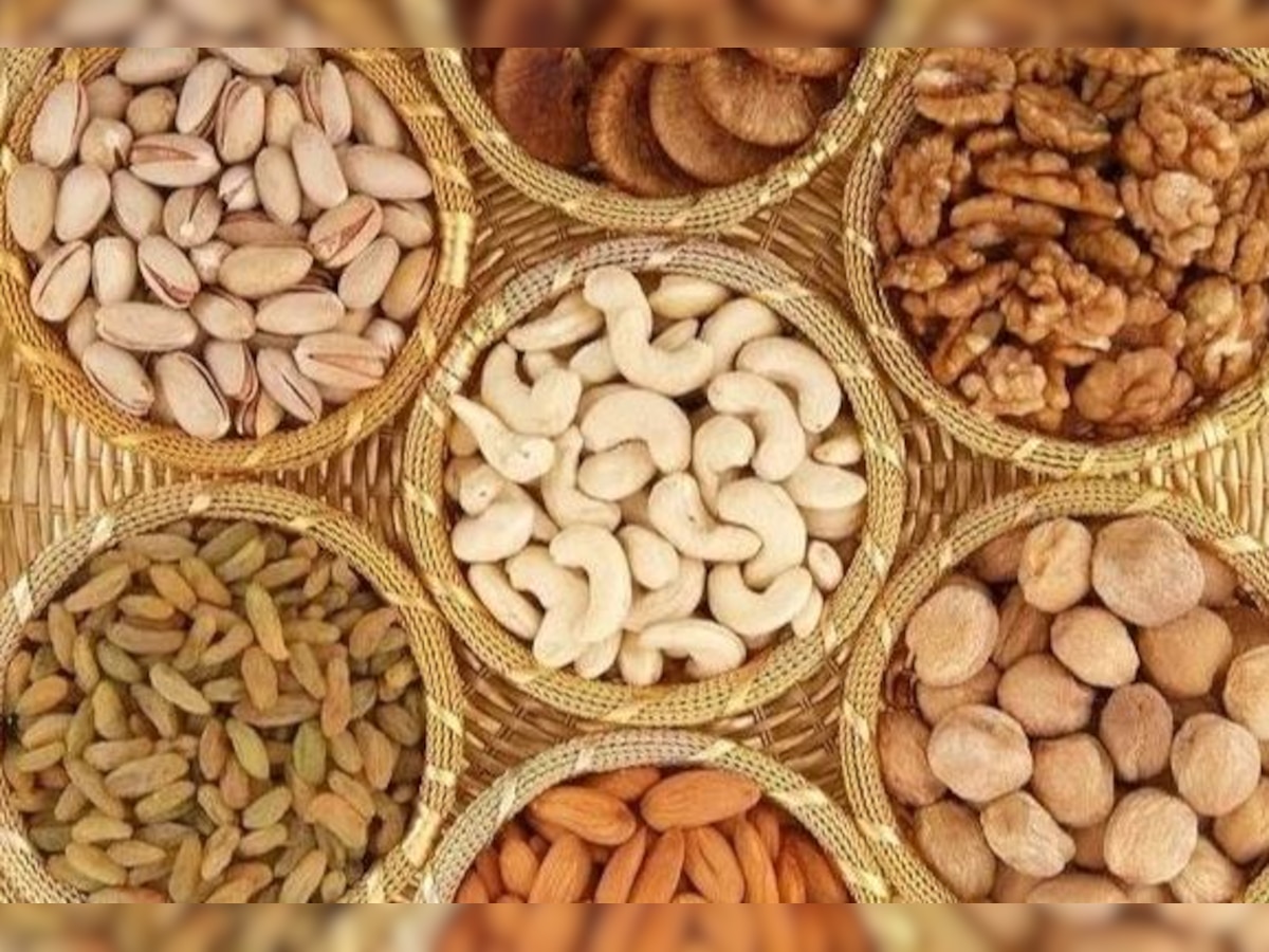 Dry Fruits Health Tips: ड्राई फ्रूट खाने का क्या है सही तरीका, इस तरह खाएंगे तो होगा ज्यादा लाभ