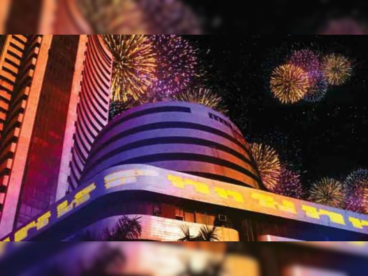 Diwali Muhurat Trading 2022: शेयर बाजार कर रहा है धन की वर्षा! दिवाली के खास सेशन में सेंसेक्स-निफ्टी में जबरदस्त तेजी, टूट सकते हैं पुराने रिकॉर्ड