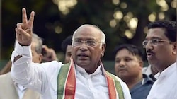 Mallikarjun Kharge: ଖଡ଼ଗେଙ୍କ ଖଡ୍ଗ ଚୋଟରେ ୨୩ କଂଗ୍ରେସ ନେତା ସଫା !
