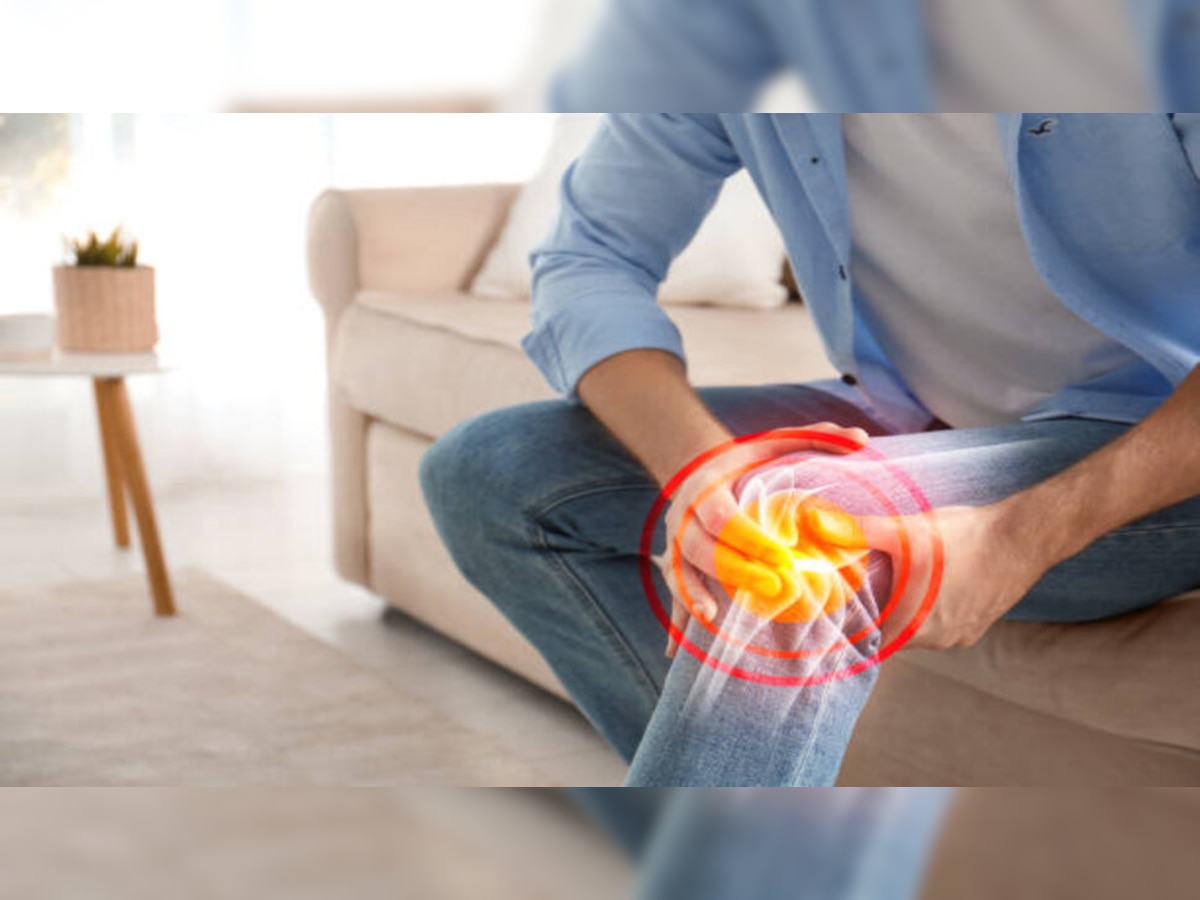 Home remedies for joint pain: जोड़ों के दर्द और अकड़न से चाहते हैं मुक्ति तो डाइट में शामिल करें ये चीजें