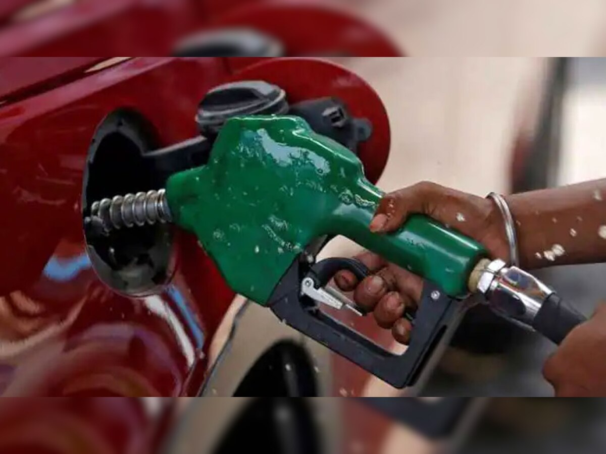 Petrol Price Today: बढ़कर र‍िकॉर्ड लेवल पर पहुंची क्रूड ऑयल की कीमत, बदल गए पेट्रोल-डीजल के रेट!