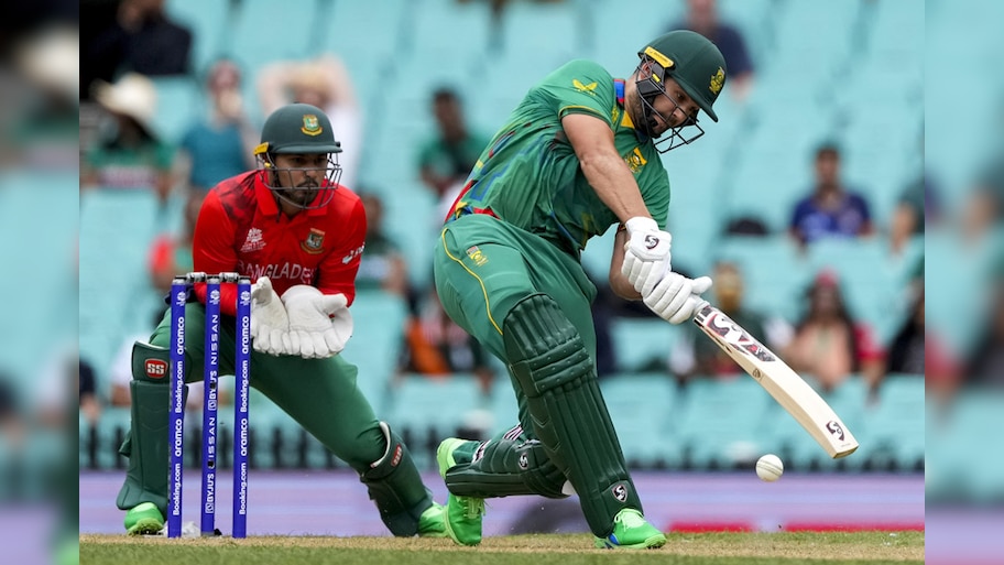 SA Vs BAN: बांग्लादेश को अफ्रीक़ा ने दी करारी शिकस्त, डिकॉक-रोसो ने खेली तूफ़ानी पारी
