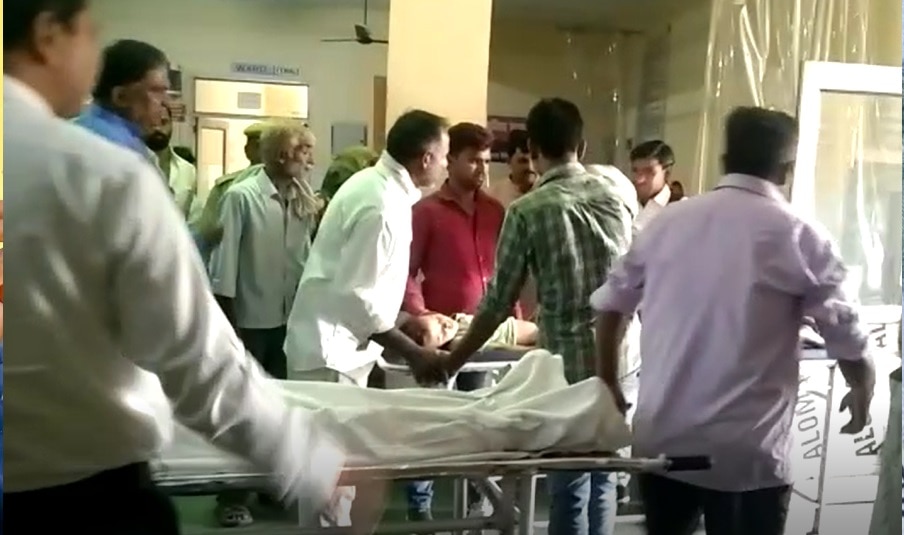 मैनपुरी में जहरीली चाय पीने से एक ही परिवार के 3 लोगों की मौत, 2 अस्पताल में भर्ती