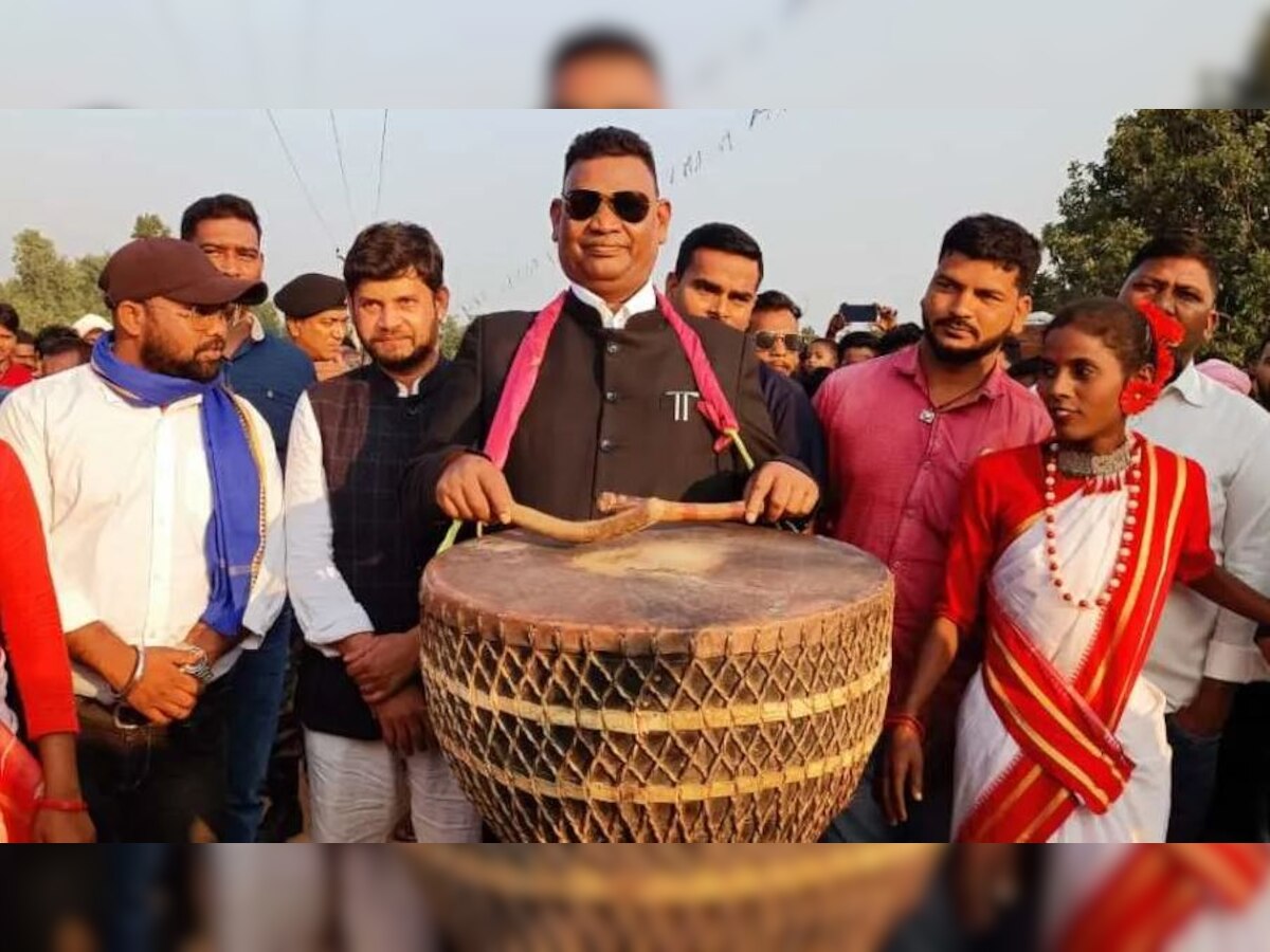 सरना समिति आदिवासी कुटुंब जतरा मेला में शामिल हुए मंत्री सत्यानंद भोक्ता, सांस्कृतिक गीतों पर किया नृत्य