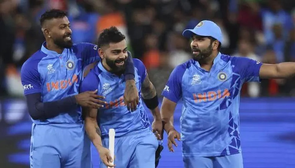 'अगले हफ्ते सेमीफाइनल खेलकर वापस आ जाएगी भारतीय टीम, वो कोई तीस मार ख़ान नहीं' 'अगले हफ्ते सेमीफाइनल खेलकर वापस आ जाएगी भारतीय टीम, वो कोई तीस मार ख़ान नहीं'
