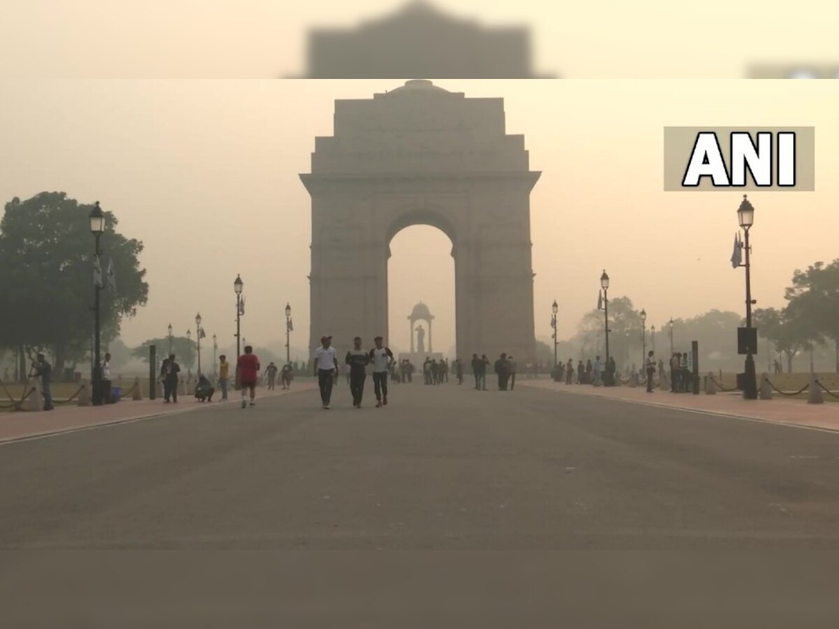 प्रदूषण से बेहाल Delhi-NCR, 16 जगहों पर AQI पहुंचा 400 पार, जानें अपने शहर का हाल
