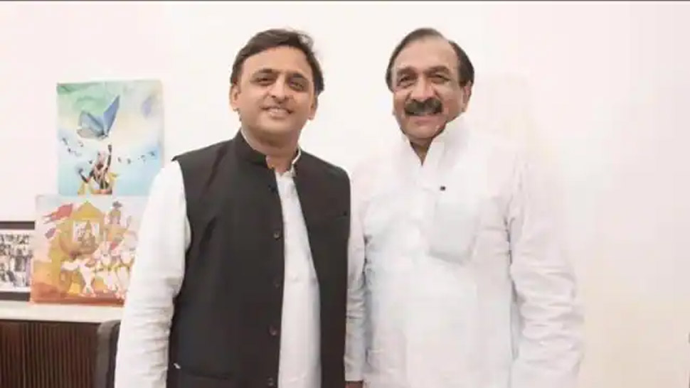 हिंदुस्तान को हिंदू राष्ट्र बनाने का भाजपा का ख़्वाब सिर्फ ख़्वाब ही रहेगा: एसपी एमएलए हिंदुस्तान को हिंदू राष्ट्र बनाने का भाजपा का ख़्वाब सिर्फ ख़्वाब ही रहेगा: एसपी एमएलए