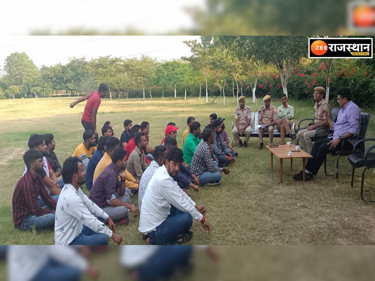 बगरू में पुलिस मित्र योजना की बैठक, एसीपी अनिल शर्मा ने की समीक्षा