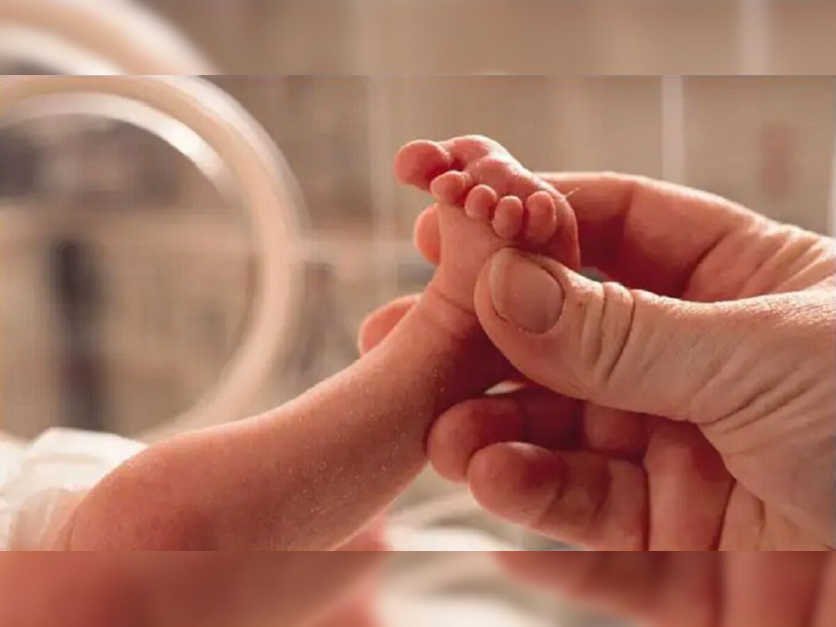 New Born Baby: नवजात बच्चे की सांसें 17 मिनट तक बंद थीं, फिर डॉक्टरों ने किया चमत्कार!