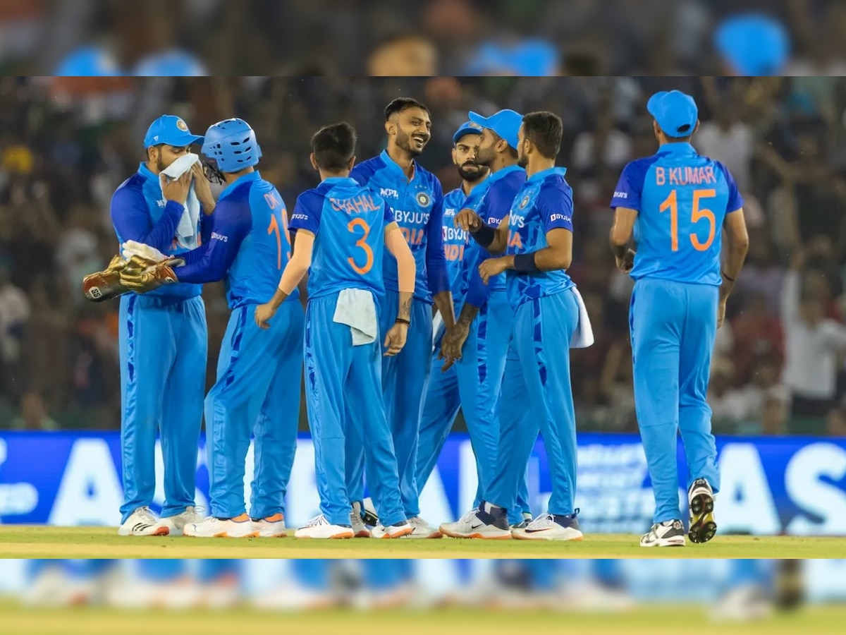 Team India: बाहर बैठे-बैठे खत्म हो रहा था इस खिलाड़ी का करियर, अब भारत की टेस्ट, वनडे और टी20 टीम में मिली जगह