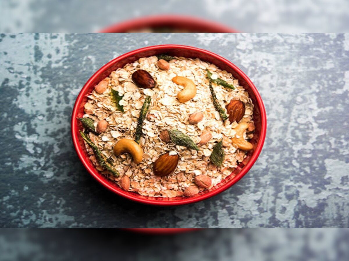 vitamin b12 foods in hindi Food Deficiency Eat milk curd cheese Soybean Broccoli oats Mushroom