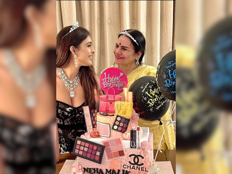 Neha Malik is looking like a princess shared birthday photos with ...