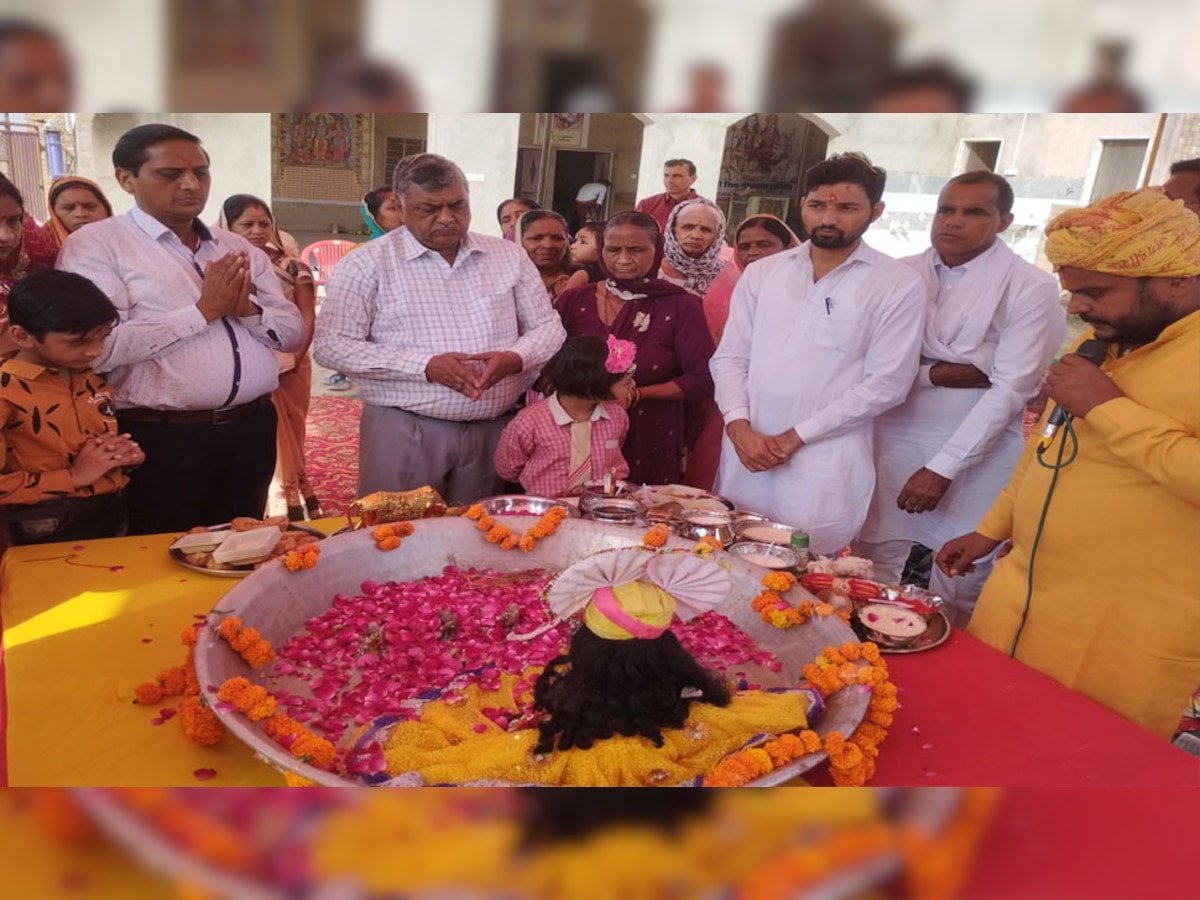  श्रीगंगानगर के घड़साना में गोपाष्टमी पर गायों की हुई पूजा, गोशाला में मना उत्सव