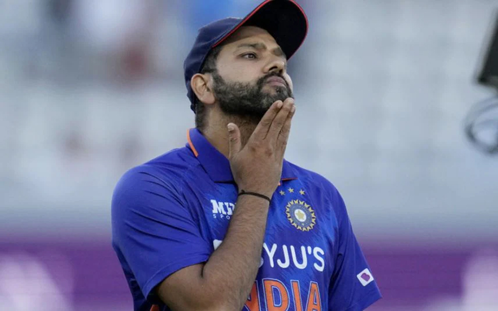T20 World Cup: ना भारत महफूज है और ना ही पाकिस्तान हुआ बाहर, रोहित के सामने है चैलेंज T20 World Cup: ना भारत महफूज है और ना ही पाकिस्तान हुआ बाहर, रोहित के सामने है चैलेंज