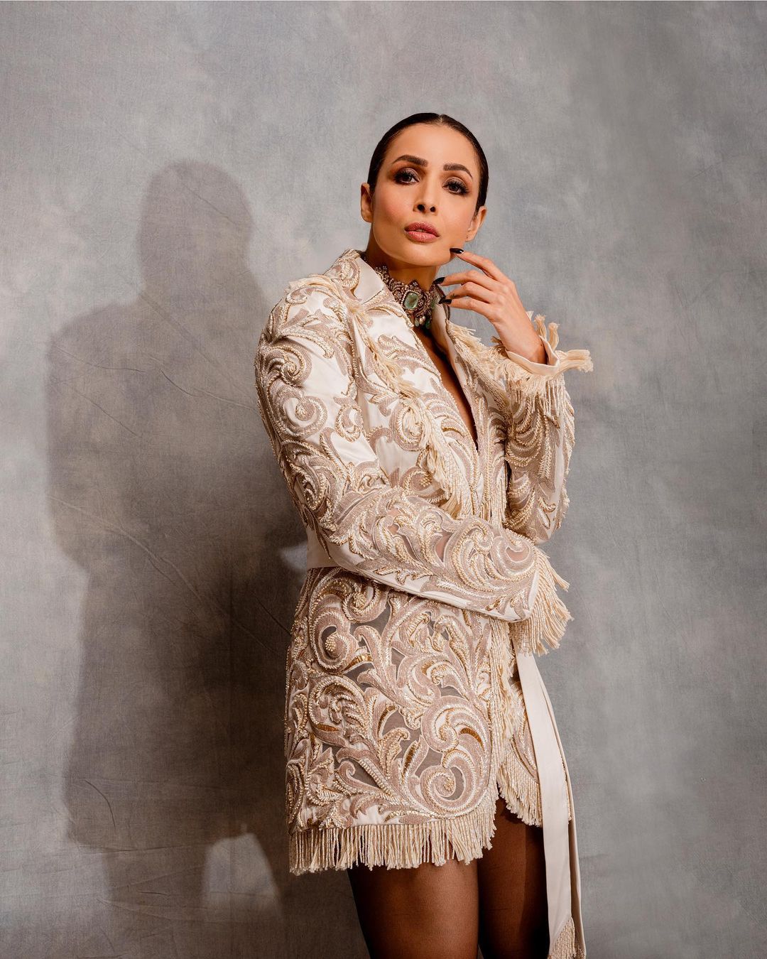 Malaika Arora Photos: फैंस को सरप्राइज देने के लिए मलाइका ने क्लिक करा ली ऐसी तस्वीरें, हो रही हैं खूब वायरल