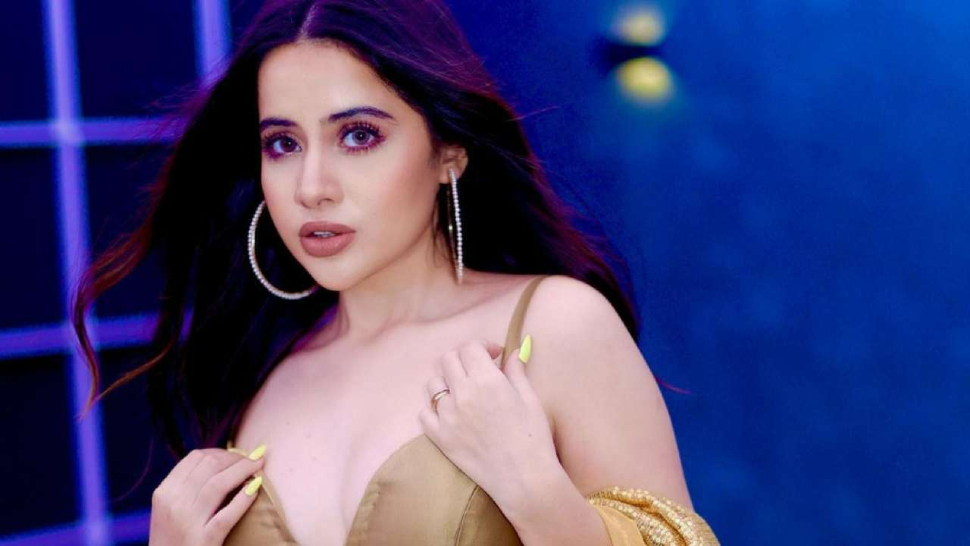 Urfi Javed: अंजलि अरोड़ा की बर्थडे पार्टी से उर्फी जावेद का वीडियो आया सामने, ऐसी हरकतें करती आईं नजर Urfi Javed: अंजलि अरोड़ा की बर्थडे पार्टी से उर्फी जावेद का वीडियो आया सामने, ऐसी हरकतें करती आईं नजर