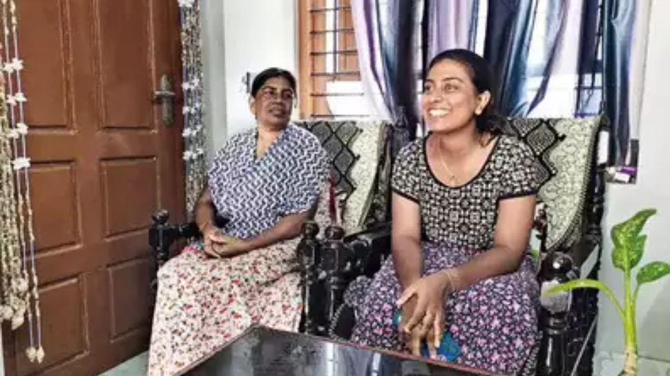 पिता के खोने के बाद नहीं मानी हार, अब लंदन की यूनिवर्सिटी से मिला MBA करने का ऑफर पिता के खोने के बाद नहीं मानी हार, अब लंदन की यूनिवर्सिटी से मिला MBA करने का ऑफर