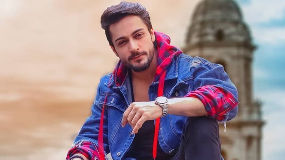 Big Boss16 Shalin Bhanot got angry for not getting chicken the actor got  crowded with Bigg Boss skzs | Big Boss16: चिकन न मिलने पर शालिन भनोट को आया  गुस्सा, बिग बॉस