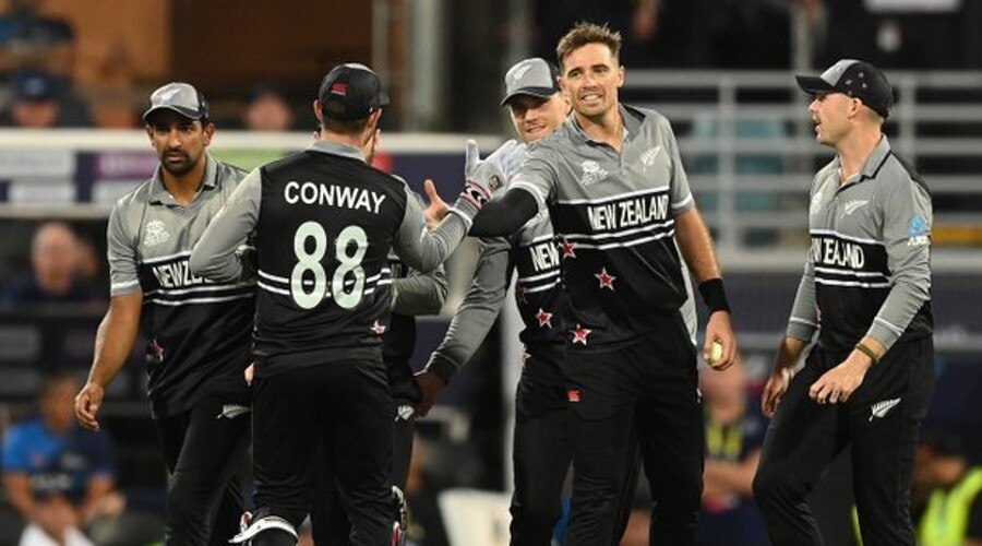 NZ vs IRE: सेमीफाइनल में जाने वाली पहली टीम बनी न्यूजीलैंड, अब ऑस्ट्रेलिया इंग्लैंड के बीच जंग