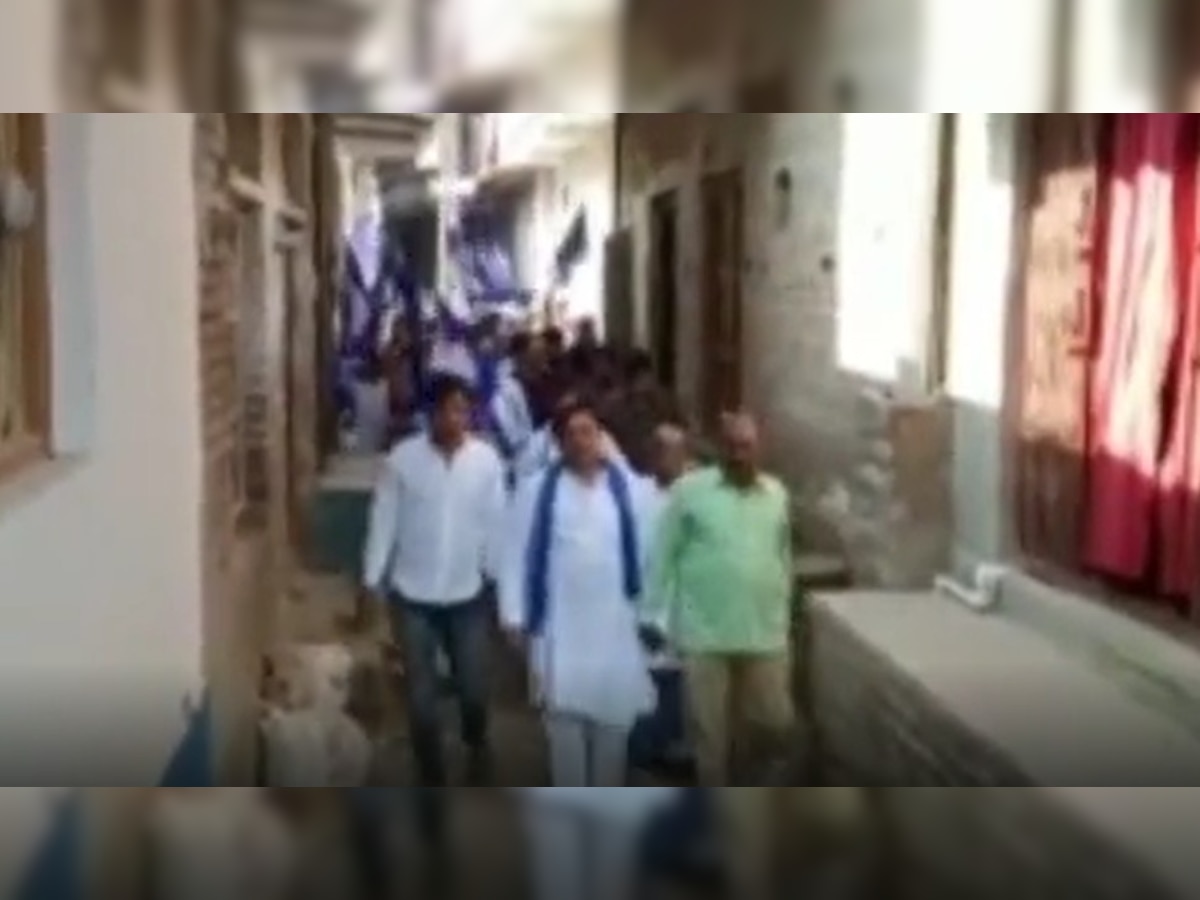 आजमगढ़ में पाकिस्तान जिंदाबाद के नारे का वीडियो वायरल, दो को हिरासत में लेकर कार्रवाई में जुटी पुलिस