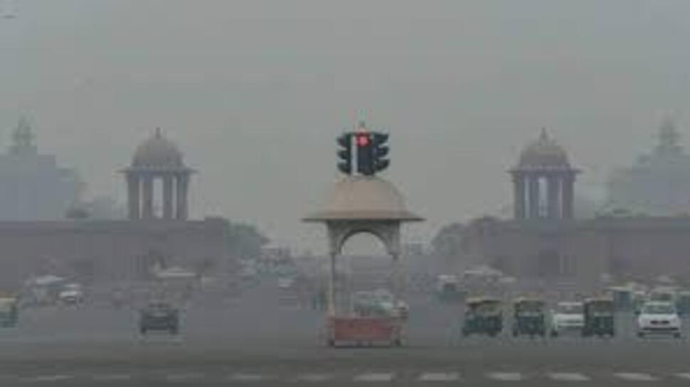 Delhi: ବିଷାକ୍ତ ବାୟୁ ବଳୟରେ ରାଷ୍ଟ୍ରୀୟ ରାଜଧାନୀ, ଆହୁରି ବିଗିଡି ପାରେ ସ୍ଥିତି