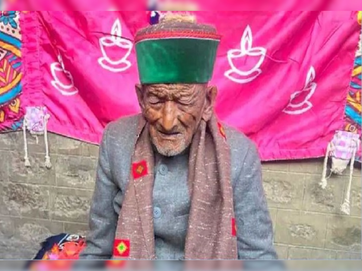 Shyam Saran Negi Passes Away: ସ୍ୱାଧୀନ ଭାରତର ପ୍ରଥମ ଭୋଟରଙ୍କ ପରଲୋକ, ଜାଣନ୍ତୁ ତାଙ୍କ ଜୀବନ କାଳ ଭିତରେ କେତେ ଥର ଦେଇଥିଲେ ଭୋଟ୍ ? 