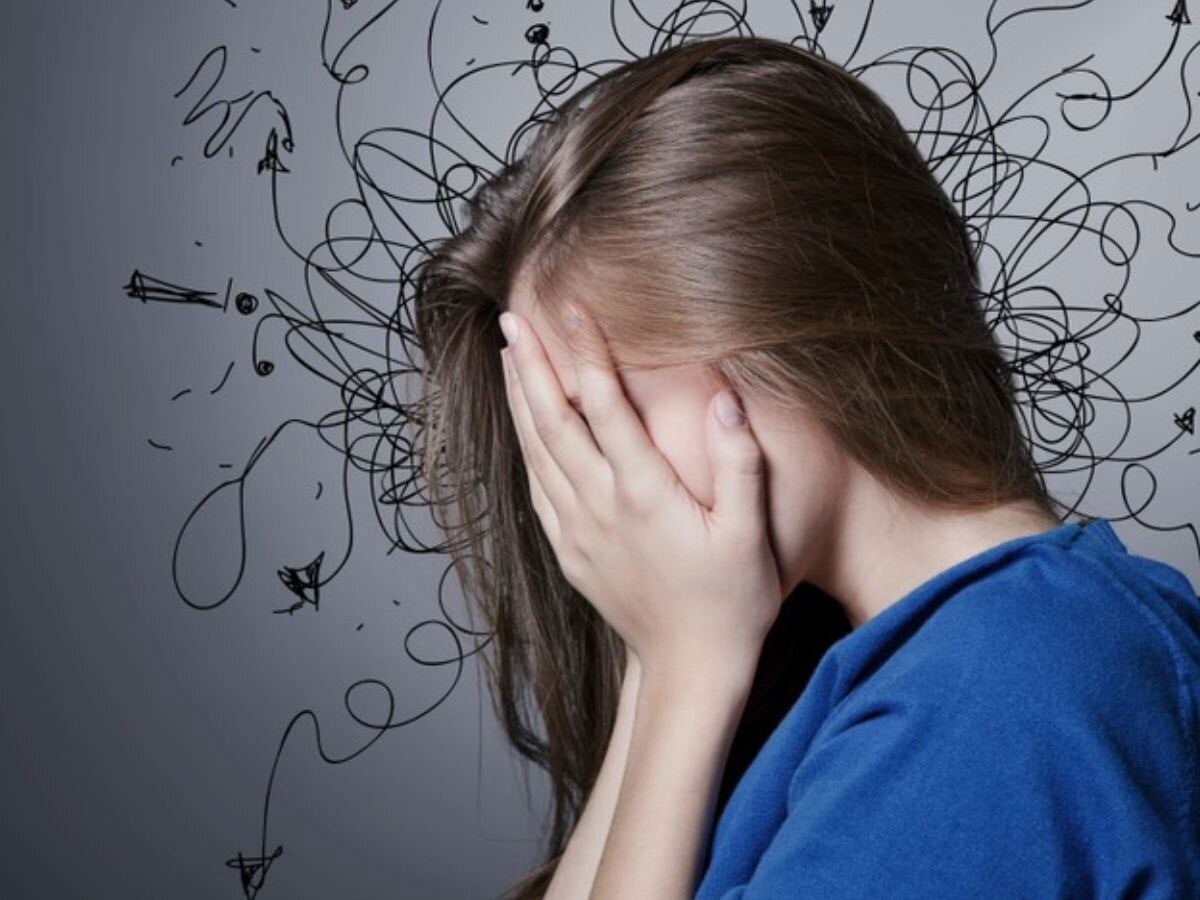 Anxiety symptoms and Treatment Anxiety Psychologist reveals 8 signs of