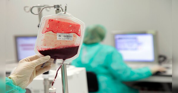 Artificial Blood: ଆସିଲା ରକ୍ତର ବିକଳ୍ପ, ଏହି ତାରିଖ ସୁଦ୍ଧା ବଜାରରେ ହେବ ଉପଲବ୍ଧ