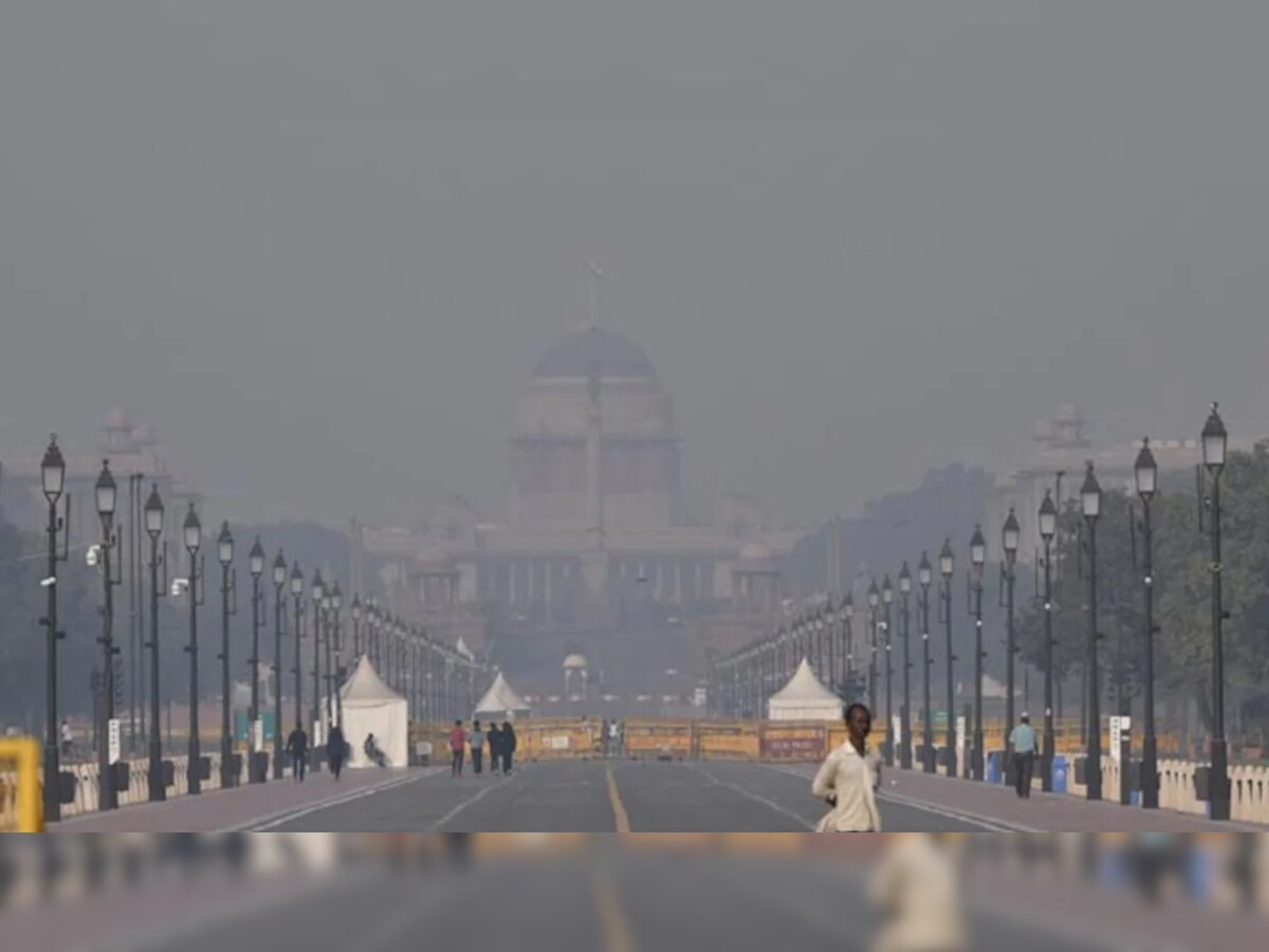 Delhi Air Pollution: अब भी दिल्ली की हवा बहुत खराब, जानें अपने इलाके का AQI