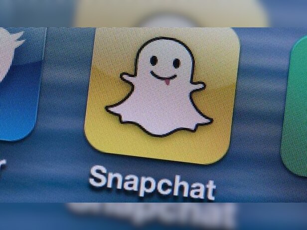 स्ननैपचैट दे रहा हर महीने 40 लाख कमाने का मौका, बस करना होगा ये काम 