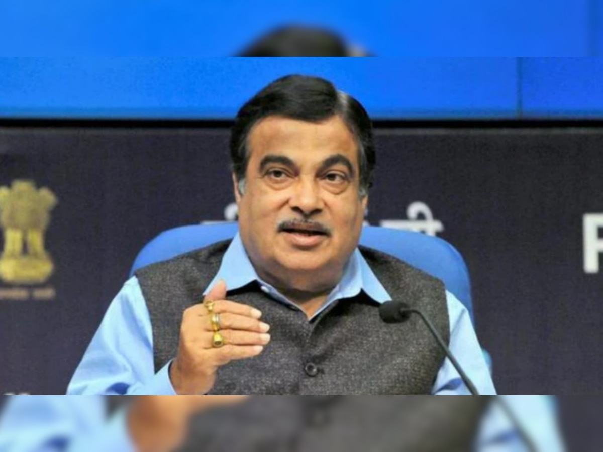 Nitin Gadkari ने की पूर्व पीएम मनमोहन सिंह के इस कार्य की तारीफ, कहा- इसके लिए देश आपका ऋणी है 