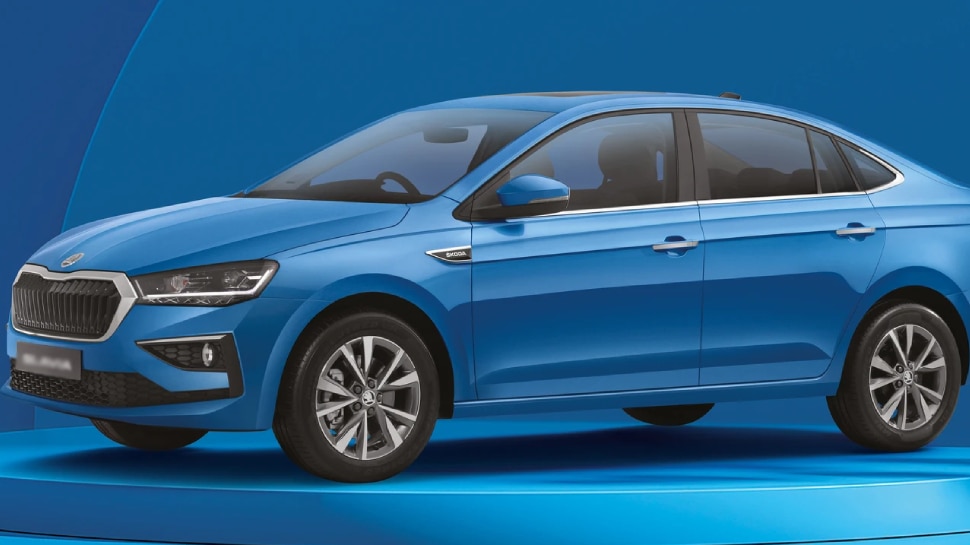 Car Price Hike: ग्राहकों के दिल पर बार-बार चोट मार रही Skoda! पहले SUV और अब इस सेडान को किया महंगा