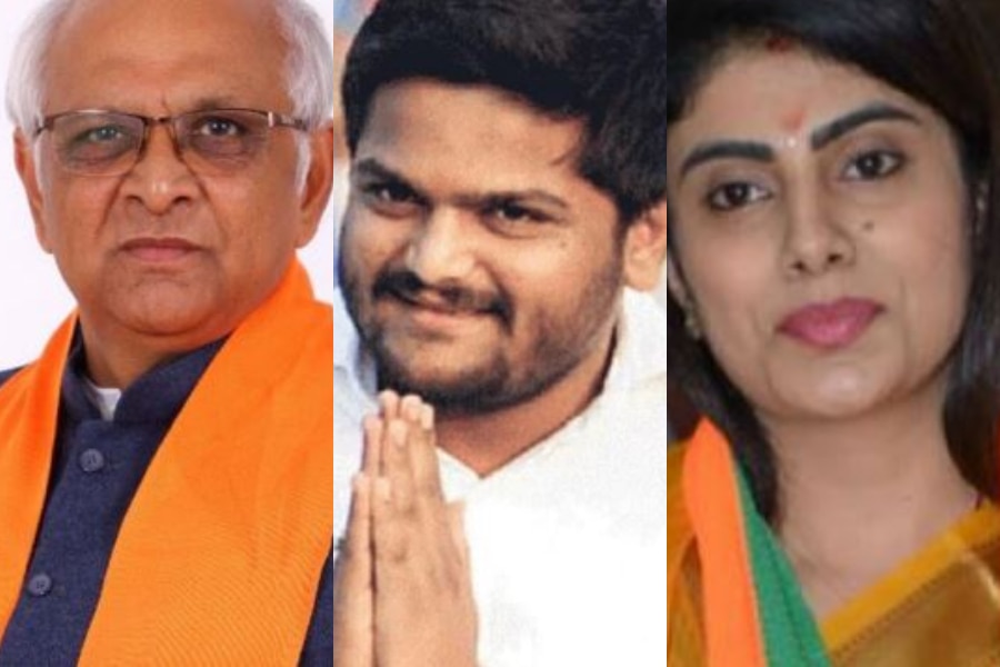 Gujarat Elections 2022 Bjp Releases First List Of 160 Candidates Know Rivaba Jadeja Cm Bhupendra