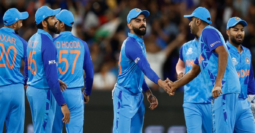 IND vs ENG: टीम इंडिया हर मोर्चे पर साबित हुई फिसड्डी, इंग्लैंड ने बनाई फाइनल में जगह