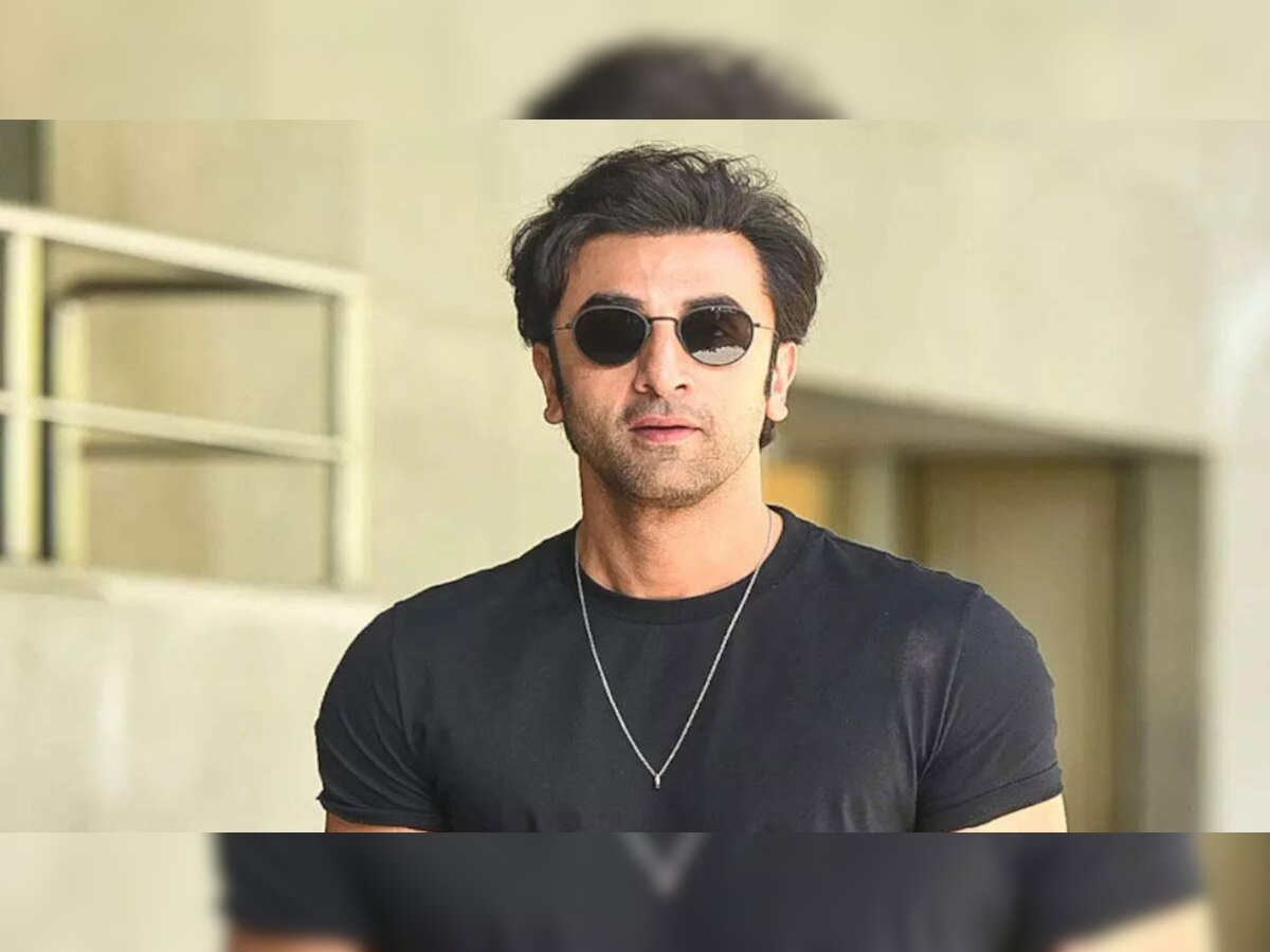 Ranbir Kapoor Trolled: बेटी के घर आते ही इस बात के लिए ट्रोल हुए रणबीर! नया वीडियो देख लोगों ने उगली आग