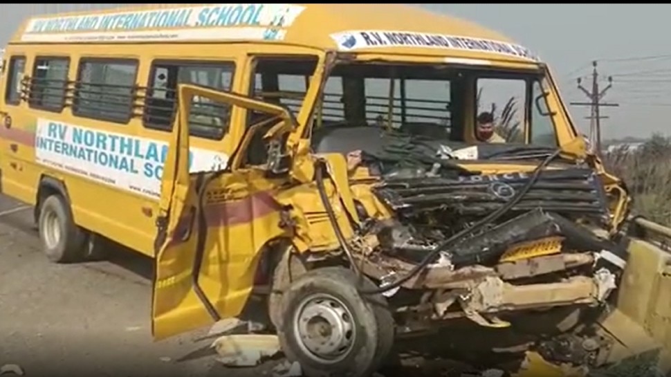 Greater Noida School bus collides with Canter driver and children ...
