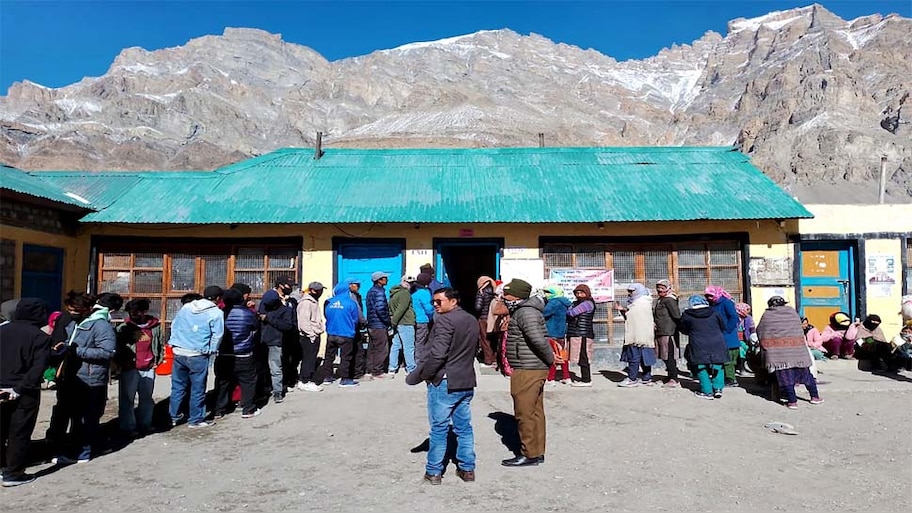Himachal Assembly Election 2022: 67 फीसदी हुई वोटिंग; जानें, कब आएंगे नतीजे ? 
