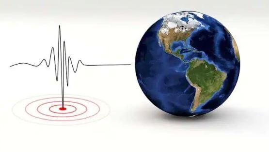 Earthquake in Delhi: दिल्ली में एक बार फिर हिली धरती, तीन दिन में दूसरी बार आया भूकंप