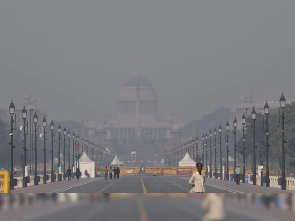 Air Pollution: दिल्ली की हवा हुई 'खराब', छाई धुंध, जाने अपने इलाके का हाल