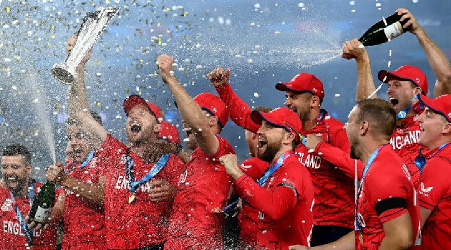 T20 World Cup Prize Money: जीत के बाद इंग्लैंड पर हुई पैसों की बारिश, जानें भारत समेत किस टीम को मिला कितना इनाम