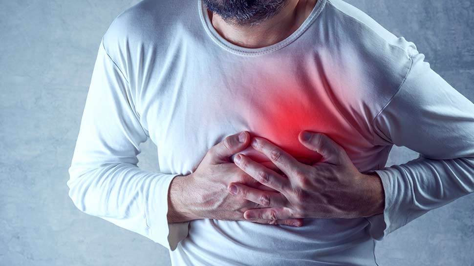 Heart Disease: दिल कमजोर होने पर देता है ऐसे अजीब इशारे, हल्के में लेने की न करें गलती