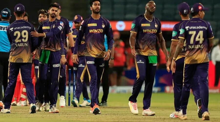 IPL KKR Retained list: कोलकाता ने 14 खिलाड़ियों को किया रिटेन, इन खिलाड़ियों को किया दरकिनार