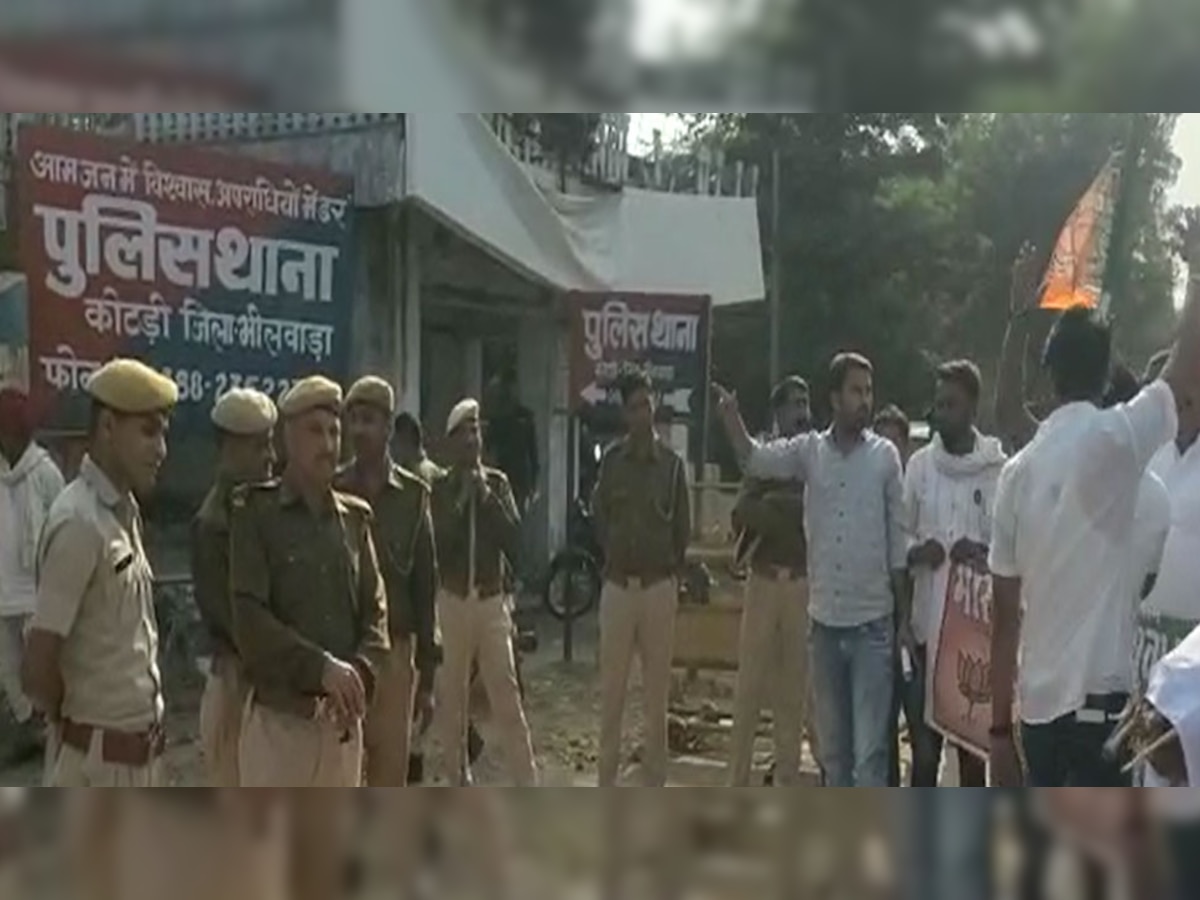 लोकार्पण पट्टीका को पुलिस प्रशासन की ओर से उखाड़े जाने से आक्रोशित भाजयुमो, सौंपा ज्ञापन