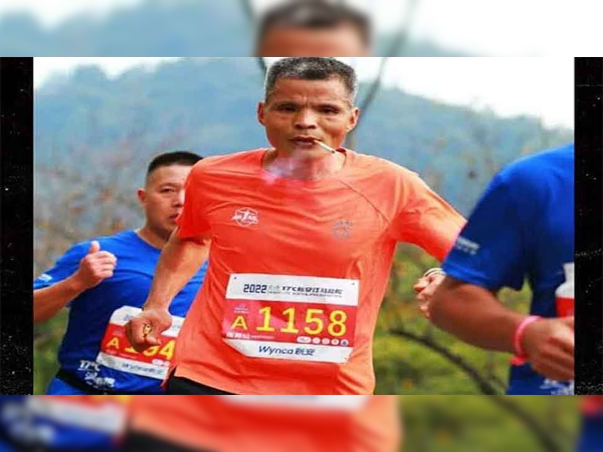 Viral:  26.2 मील की मैराथन दौड़, साढ़े तीन घंटे लगातार सिगरेट पीते हुए की पूरी