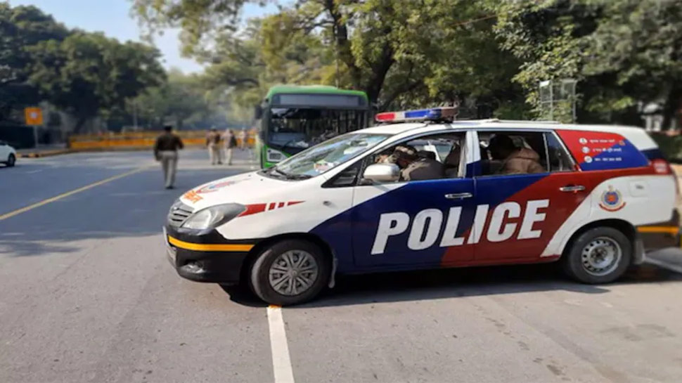 Delhi: बड़े-बड़े बिजनेसमैन को भेजते थे ED का फर्जी नोटिस, फिर करते थे उगाही; 9 लोग गिरफ्तार