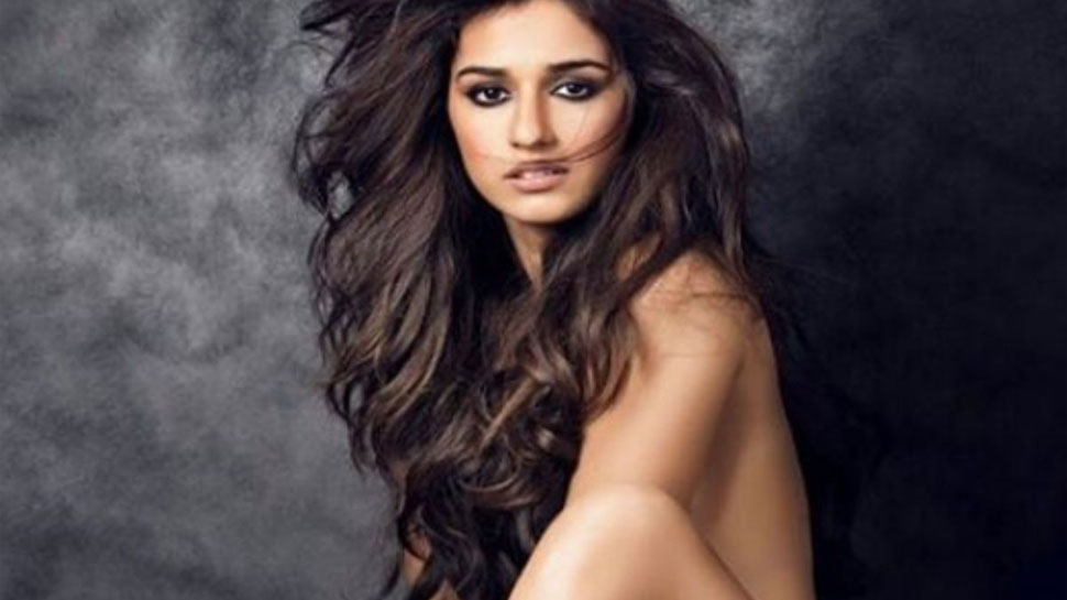 Topless Photoshoot of Bollywood Actress
