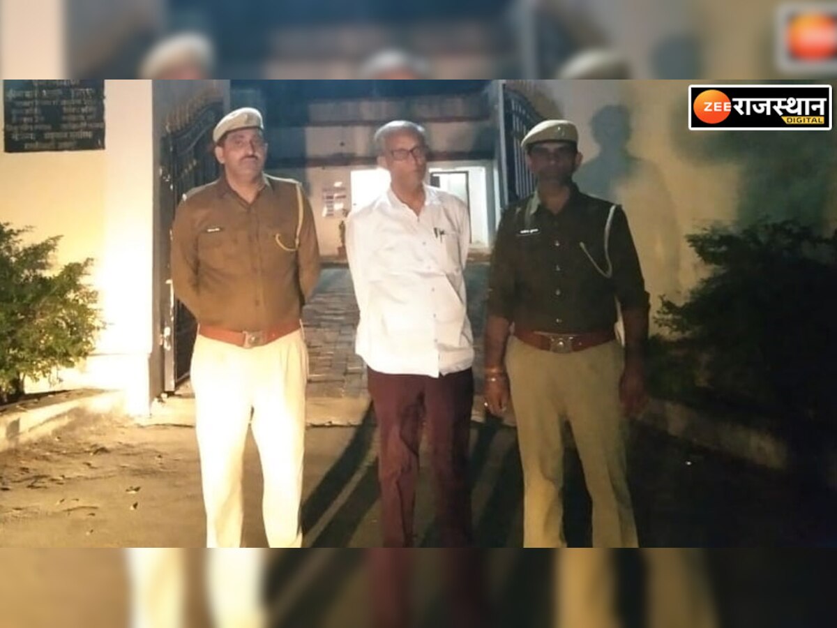 आसपुर पुलिस ने विस्फोटक के मामले में मैग्जीन संचालक को किया गिरफ्तार, बताई ये वजह 